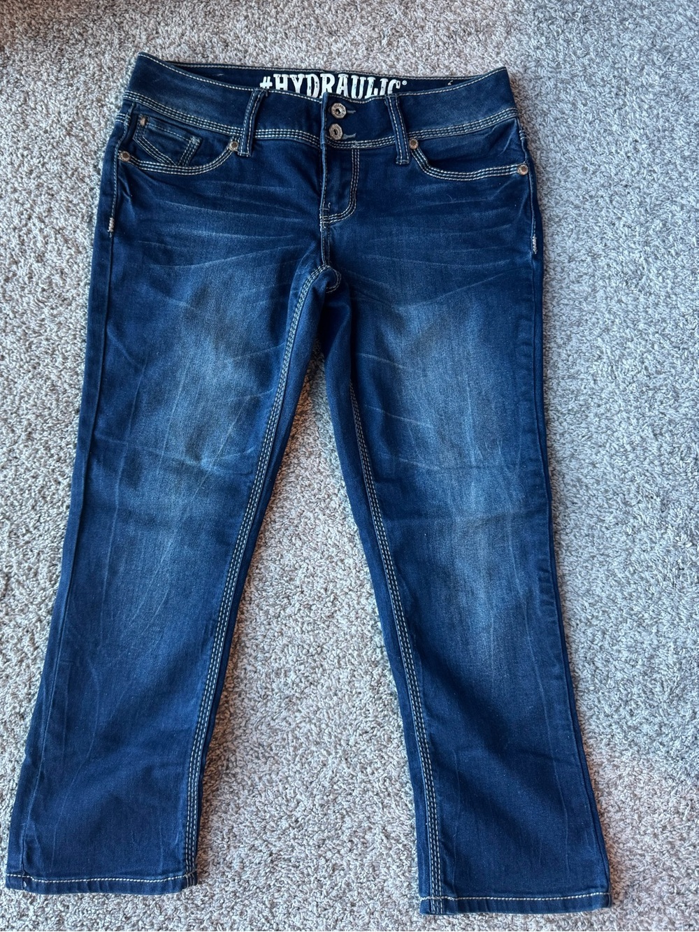 Hydraulic Women's Dark Blue Straight Leg Capri Jeans. Size 9/10.